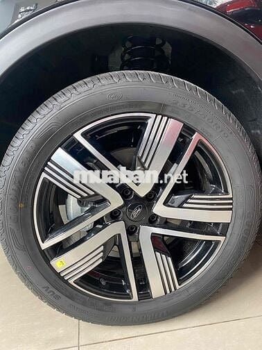 2025 Titanium X 1.5 AT bank 85%, lãi 7,5% xe sẵn