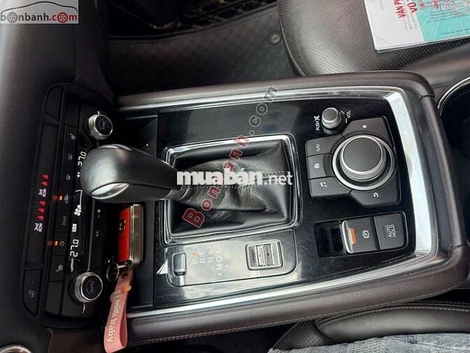 Mazda CX8 Premium 2023 - 899 Triệu