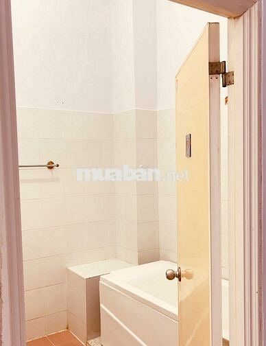 Nhà mới MT hẻm xe tải , 06 phòng ngủ - 06 WC khu Giải Phóng - Tân Bình