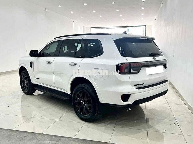 Ford Everest 2022 Sport 2.0L AT 4x2 - 21000 km