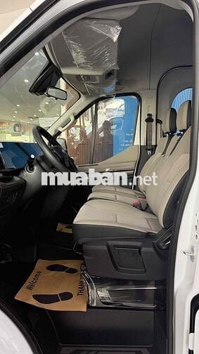 Ford Transit 2025 Premium+