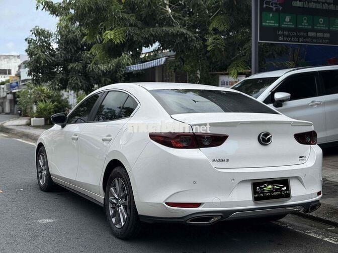 Mazda 3 2024 1.5L Luxury - 33000 km