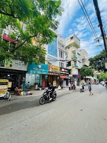 Chính chủ bán nhà mặt phố Lê Văn Hiến. Kinh doanh sầm uất ngày đêm