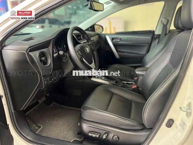 Toyota Altis 2021 1.8G - 25000 km 180Tr Trả Trước