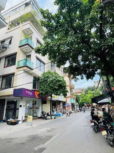 Chính chủ bán nhà mặt phố Lê Văn Hiến. Kinh doanh sầm uất ngày đêm