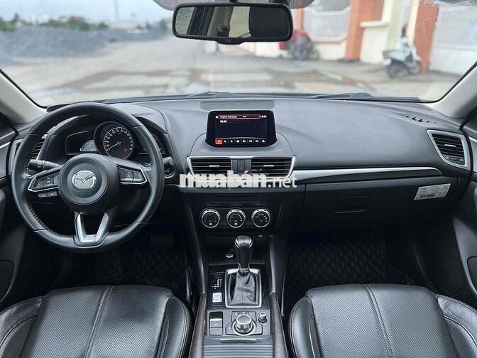 Mazda 3 2019 Sport 1.5L Premium - 53000 km