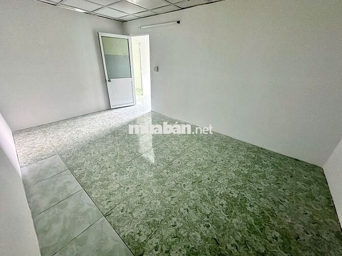 Nhà Trệt Lầu 3PN Hẻm Đường Hùng Vương chỉ 5,5 triệu