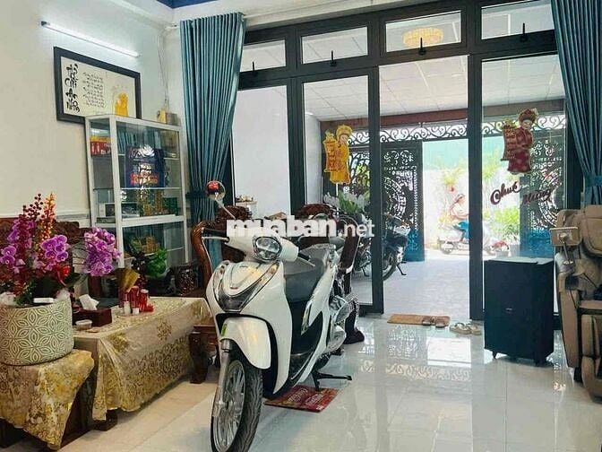 Bán căn nhà sổ Hồng riêng- xã thới Tam thôn hóc môn