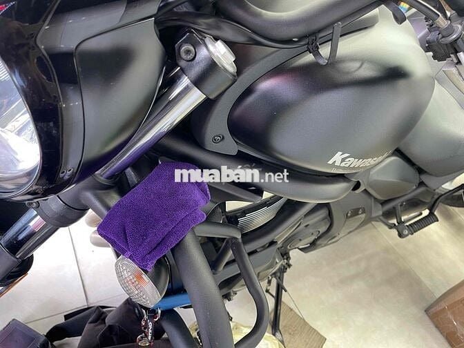 Kawasaki VUCAN 650 đen nhám biển số TP