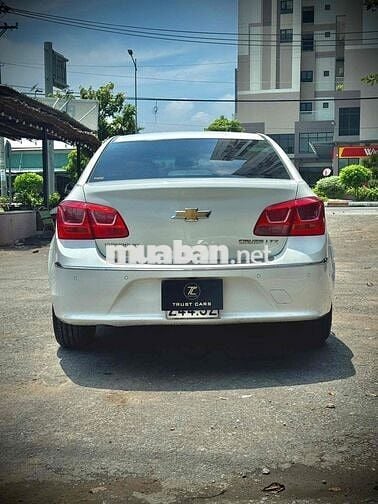 Chevrolet Cruze 2016 LTZ 1.8 AT - 80000 km