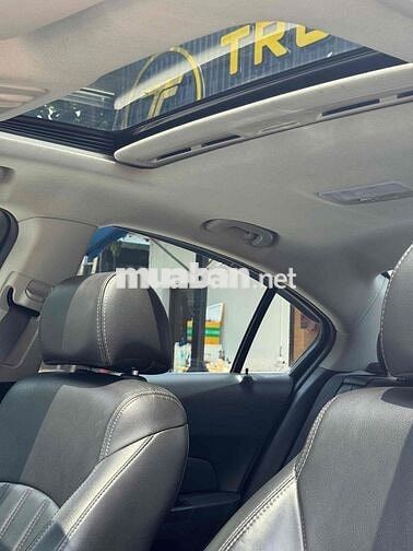 Chevrolet Cruze 2016 LTZ 1.8 AT - 80000 km
