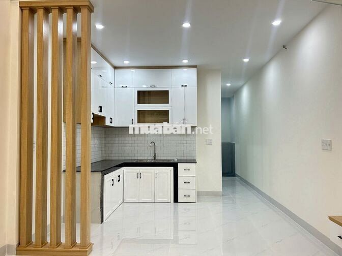 Cần Bán nhà gác lửng đẹp hẻm 240 Nguyễn Hữu Cảnh, Vũng Tàu. Gía 2 tỷ 2