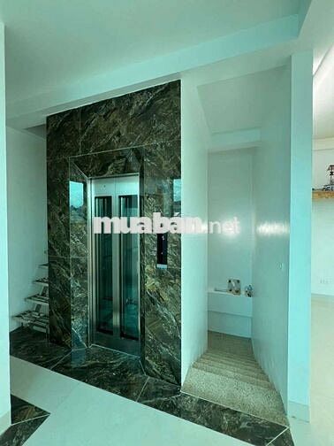 Cho thuê KĐT Văn Phú, Hà Đông, 5 tầng, 138m2, lô góc, 2 mặt tiền
