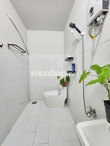 CHO THUÊ CĂN 1PN CỬA SỔ , 41m2 CẠNH HOÀNG SA, CÔNG VIÊN LÊ VĂN TÁM