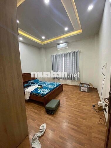 nhà mặt tiền hưng đạo vương 2 lầu chính chủ