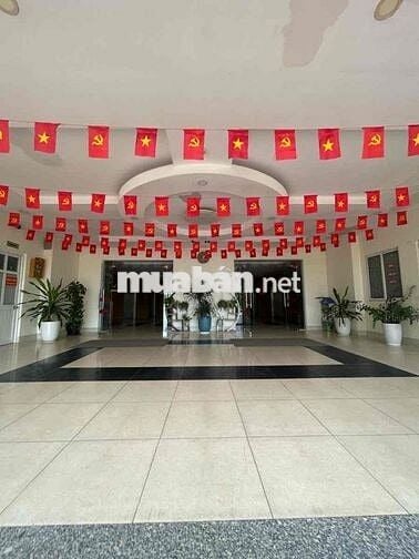 Bán căn hộ CT2B Thạch Bàn,diện tích 75m,2PN,giá hơn 4 tỷ.