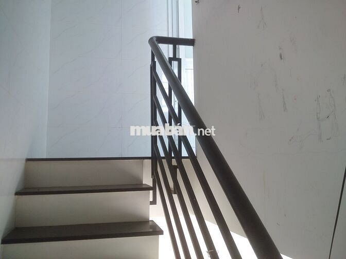 Cho thuê nhà 1 trệt 1 lầu, Bình Chiểu, Thủ Đức. 4 triệu/tháng
