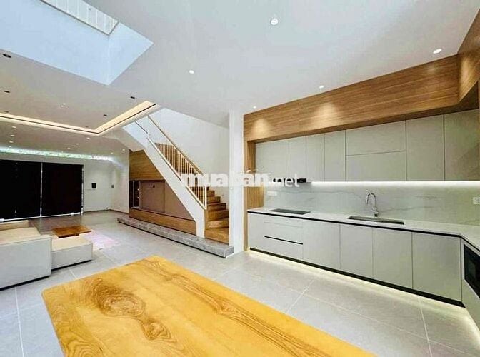 BÁN NHÀ MẶT TIỀN NGUYỄN THỊ MINH KHAI GẦN BIỂN BÃI SAU GIÁ 12,5 TỶ TL
