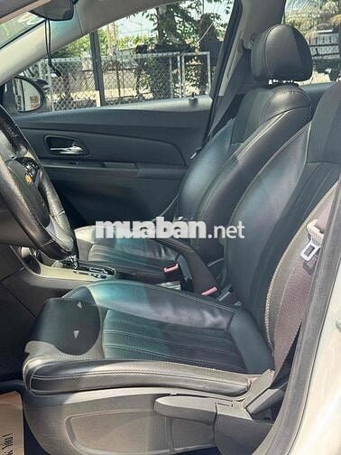Chevrolet Cruze 2016 LTZ 1.8 AT - 80000 km