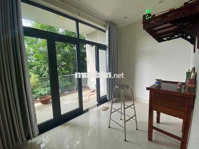 nhà mặt tiền hưng đạo vương 2 lầu chính chủ