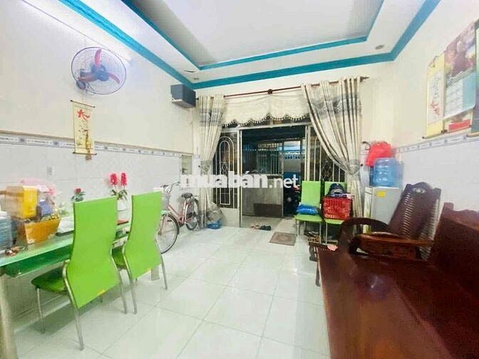 cho thuê nhà 4x17m, gác suốt, 1/ ĐHT 03, sát chợ cây sộp, Q12