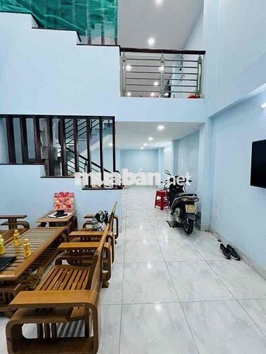 Nhà nở hậu , Ngay Tên Lửa - 4 tầng , 46m2 - Hoàn Công - hơn 5ty