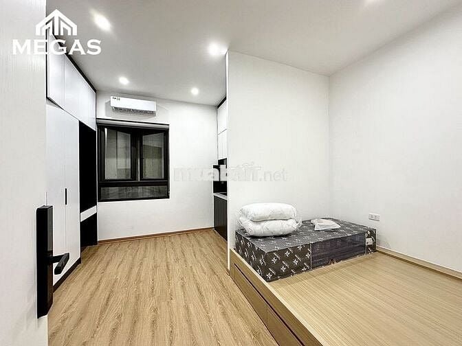 PHÒNG STUDIO ĐẦY ĐỦ NỘI THẤT ĐÊ LA THÀNH, VINCOM CENTER