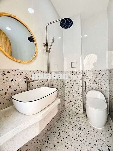 Nhà mới xây đẹp full nội thất xịn