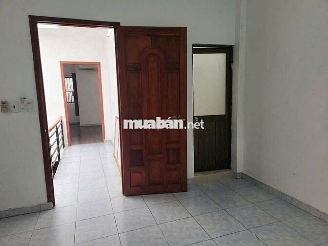 BÁN NHÀ---GIÁ: 4.25TỶ BL--- Đ.THỐNG NHẤT, P11