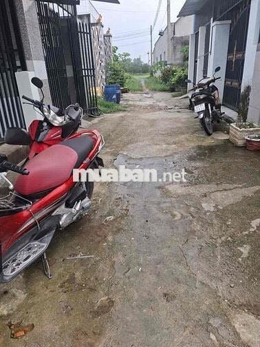 Chủ bể nợ cần bán gấp nhà cấp 4(3.7 x 19) 315 triệu gần chợ Nhị Xuân