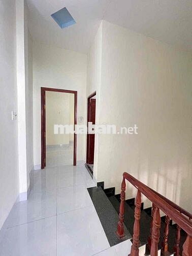 Nhà lầu 2 phòng KDC Đối Diện Nhi Đồng