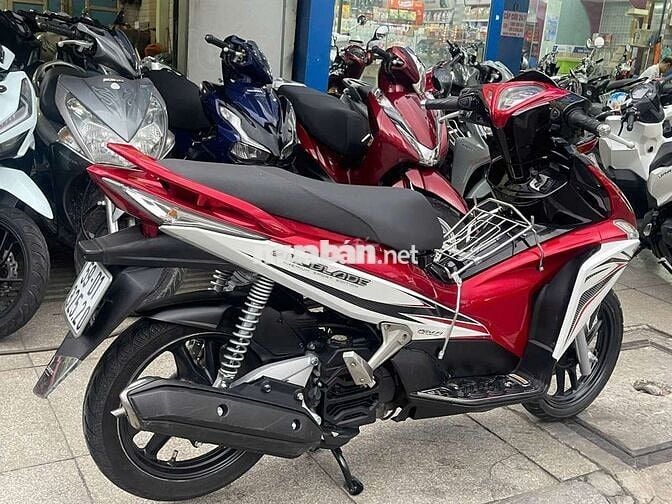 Honda air blade FI 2012 mới 90% Bstp chính chủ