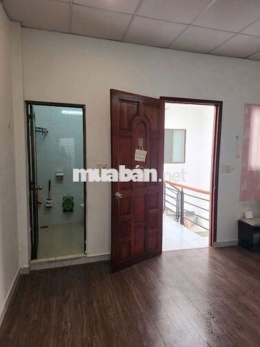 BÁN NHÀ---GIÁ: 4.25TỶ BL--- Đ.THỐNG NHẤT, P11