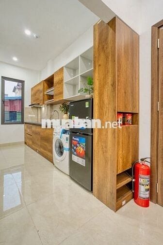 Cho thuê căn hộ cao cấp ở Ngọc Thụy, 65m2, 2N 2WC, full đồ, giá 10tr