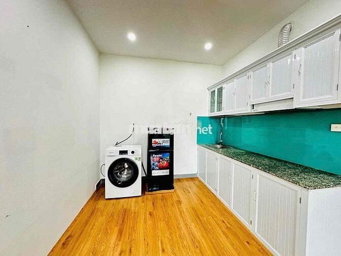2 NGỦ 1 KHÁCH 60m2 - PHỐ LỘC - XUÂN ĐỈNH - NGAY CV HOÀ BÌNH - BAN CONG