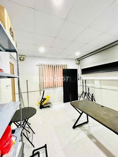 Bán nhà mới đẹp - Full nội thất. Hẻm 6m - đường Hồ Bá Kiện, P15, Q10