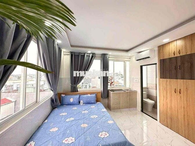 em có việc cần về quê nên muốn pass lại phòng