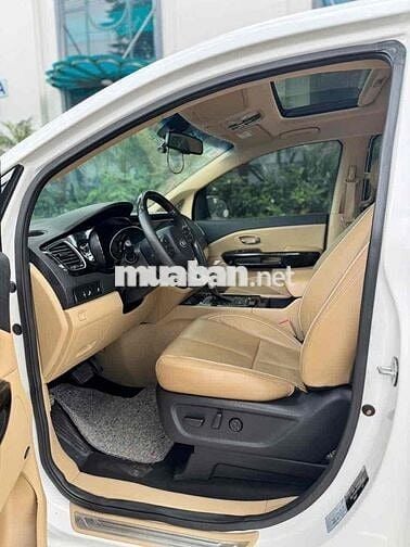 Kia Sedona 2017 2.2L DATH - 90000 km