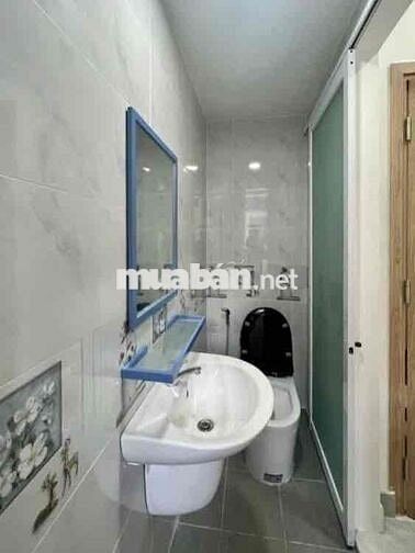 Chung cư mini cửa sổ trời - Đi bộ qua đại học Hutech, GTVT