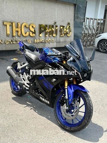xe R15v3 đk 2021 mới k tỷ vết