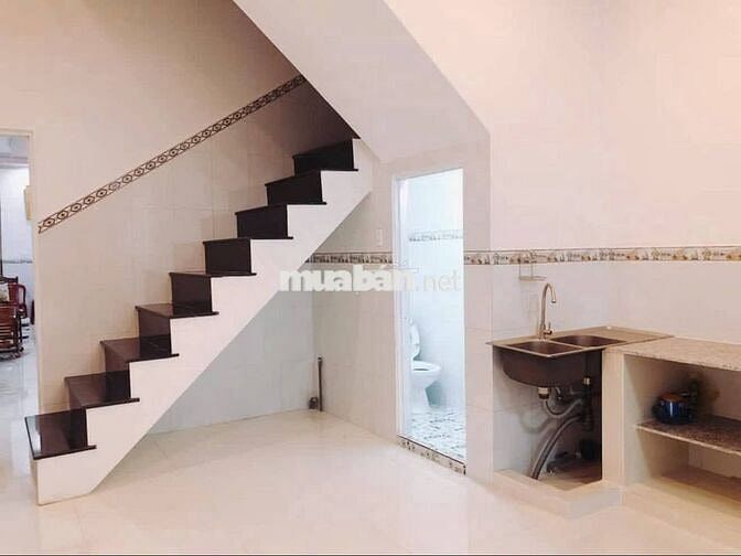 Cho thuê nhà mặt tiền đường nguyễn văn cừ gần đại học y dược