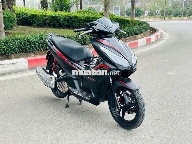 HONDA AIR BLADE 125 FI BẢN ĐEN SẦN KHÓA SMARKEY