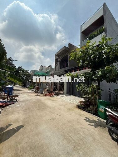 ĐẤT MẶT TIỀN HẺM ĐẸP TẠI LONG THỚI-NHÀ BÈ ,CÁCH NGUYỄN VĂN TẠO CHỈ 50M