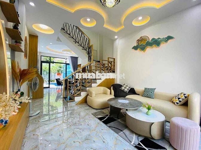 CHỦ BÁN GẤP NHÀ 3 LẦU 1TỶ850 NGAY CHỢ TÂN HIỆP , TÂN UYÊN