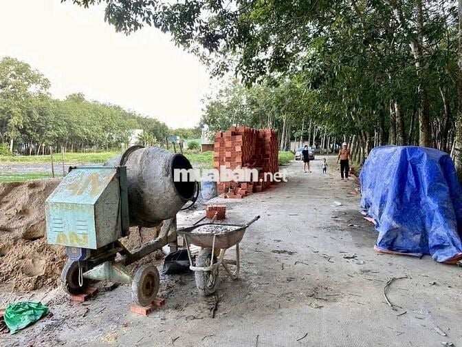 Bán miếng đất ở Phước Thành - TPHCM 338m2 có 100mTC .Giá 510tr - SHR