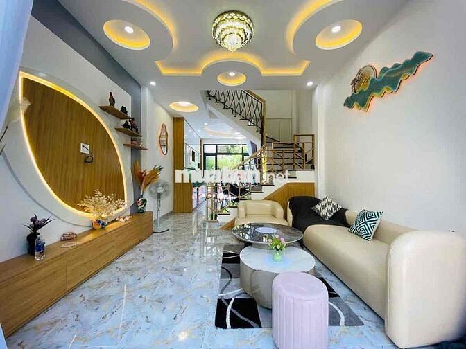 CHỦ BÁN GẤP NHÀ 3 LẦU 1TỶ850 NGAY CHỢ TÂN HIỆP , TÂN UYÊN
