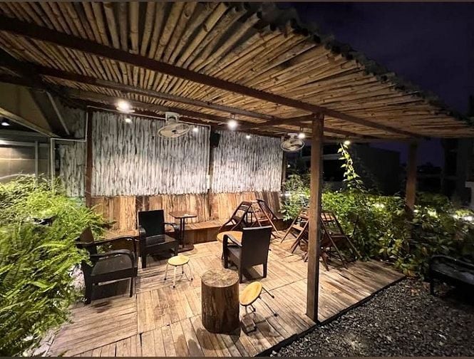Sang nhượng quán Cafe 600m2 gần Vạn Hạnh Mall và đại học HUFLIT