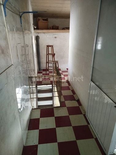 Cho thuê nhà nguyên căn 30m2 mặt đường lĩnh nam có thể kinh doanh .
