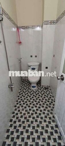 BÁN NHÀ 2 LẦU. 4 P . GIÁ RẺ . Q. 8.