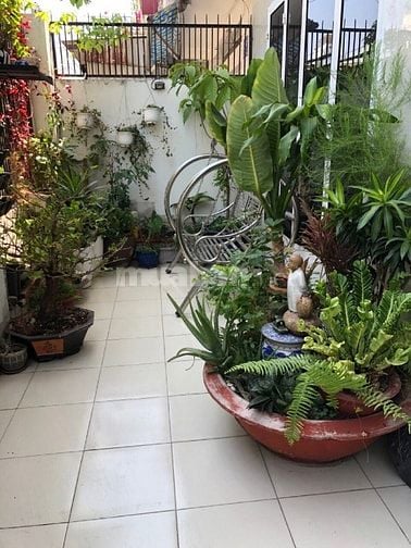 Bán nhà góc 2 mặt tiền Hẻm Xe Hơi 6m – 85m vuông đất. Ngang gần 8m